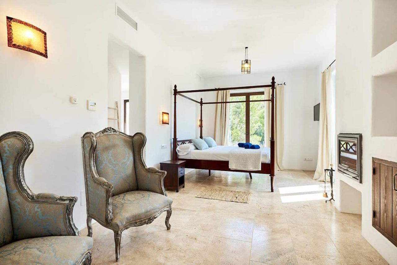 Exclusive Luxury South Facing Vista De Muntanya 6 Bedrooms A Few Minutes Drive To The * San José